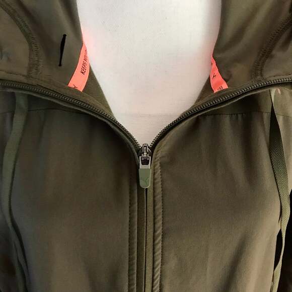 Puma Transition Jacket army green .Sz S - Picture 5 of 12